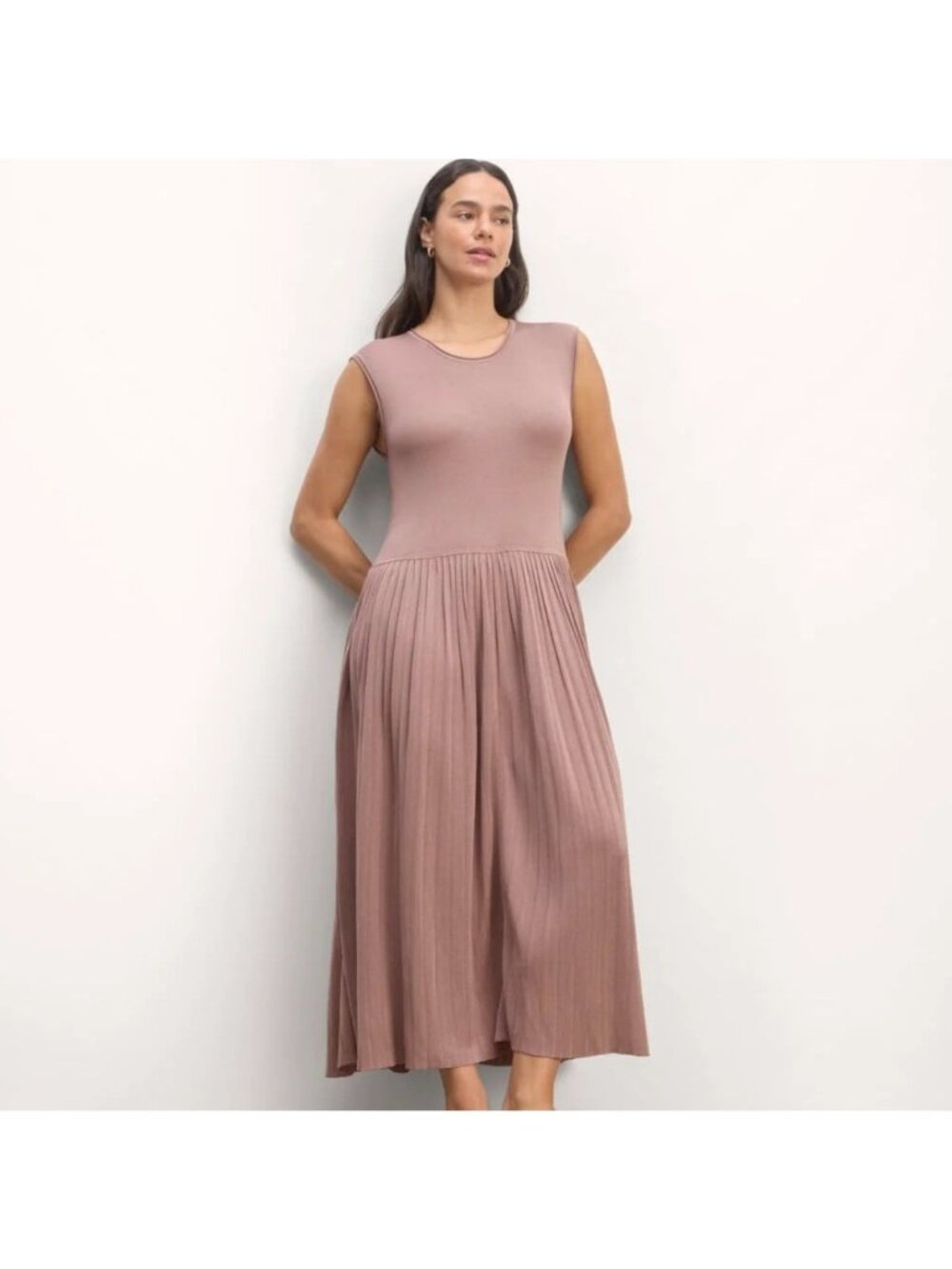 Everlane Knit Pleated Dress Midi Sleeveless Crew Neck Minimalist Quiet Luxury Md